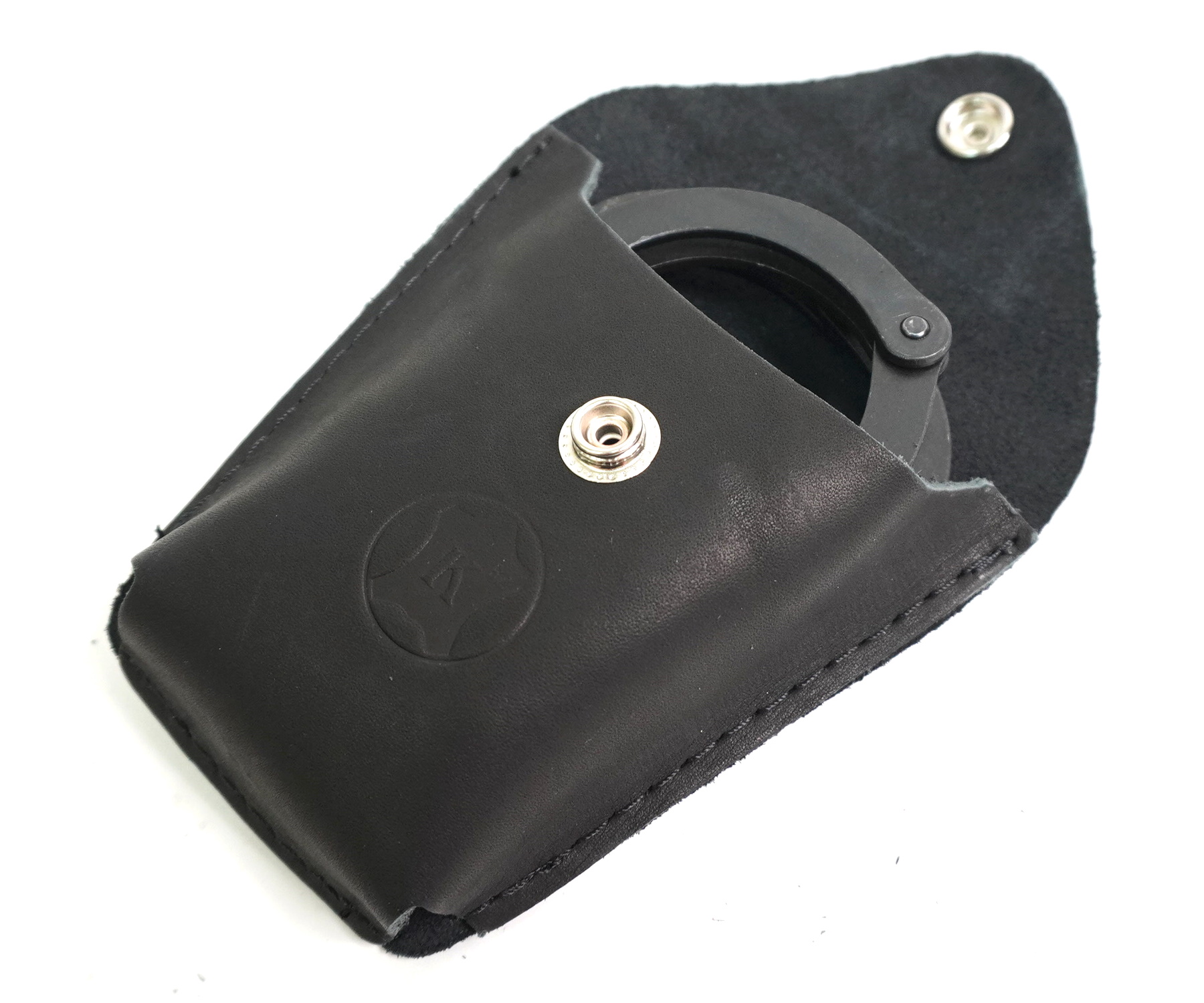 chehol-dlya-naruchnikov-k62-nat-kozha-chernyy-1