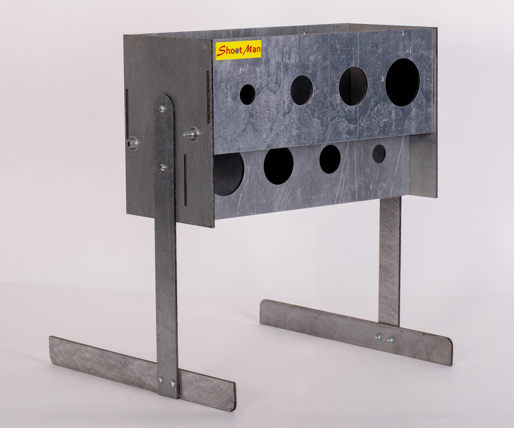 mishen-biatlon-lentyay-s-krepleniem-na-stenu-metall-3-mm-3