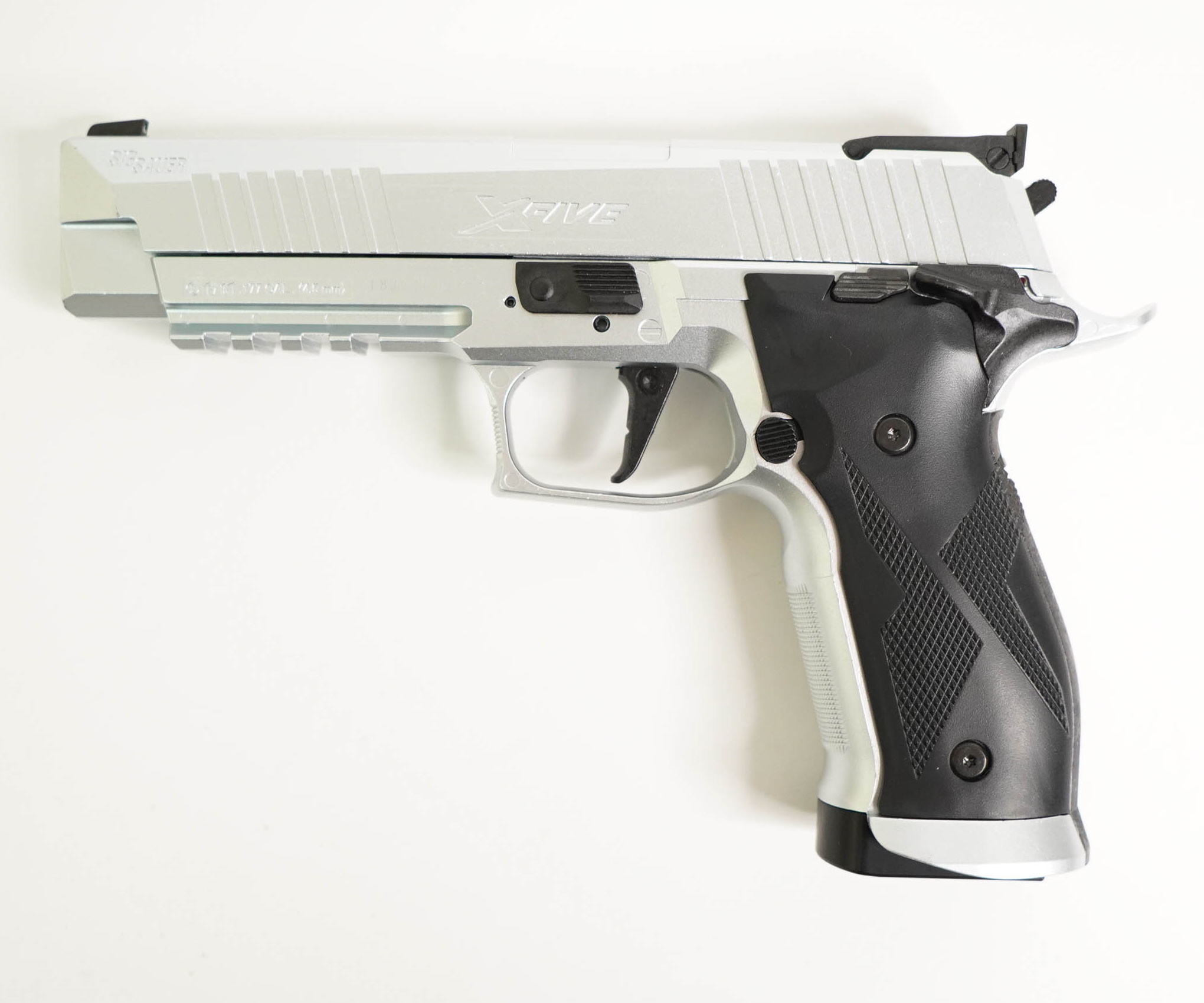 pnevmaticheskiy-pistolet-sig-sauer-x-five-p226-silver-4