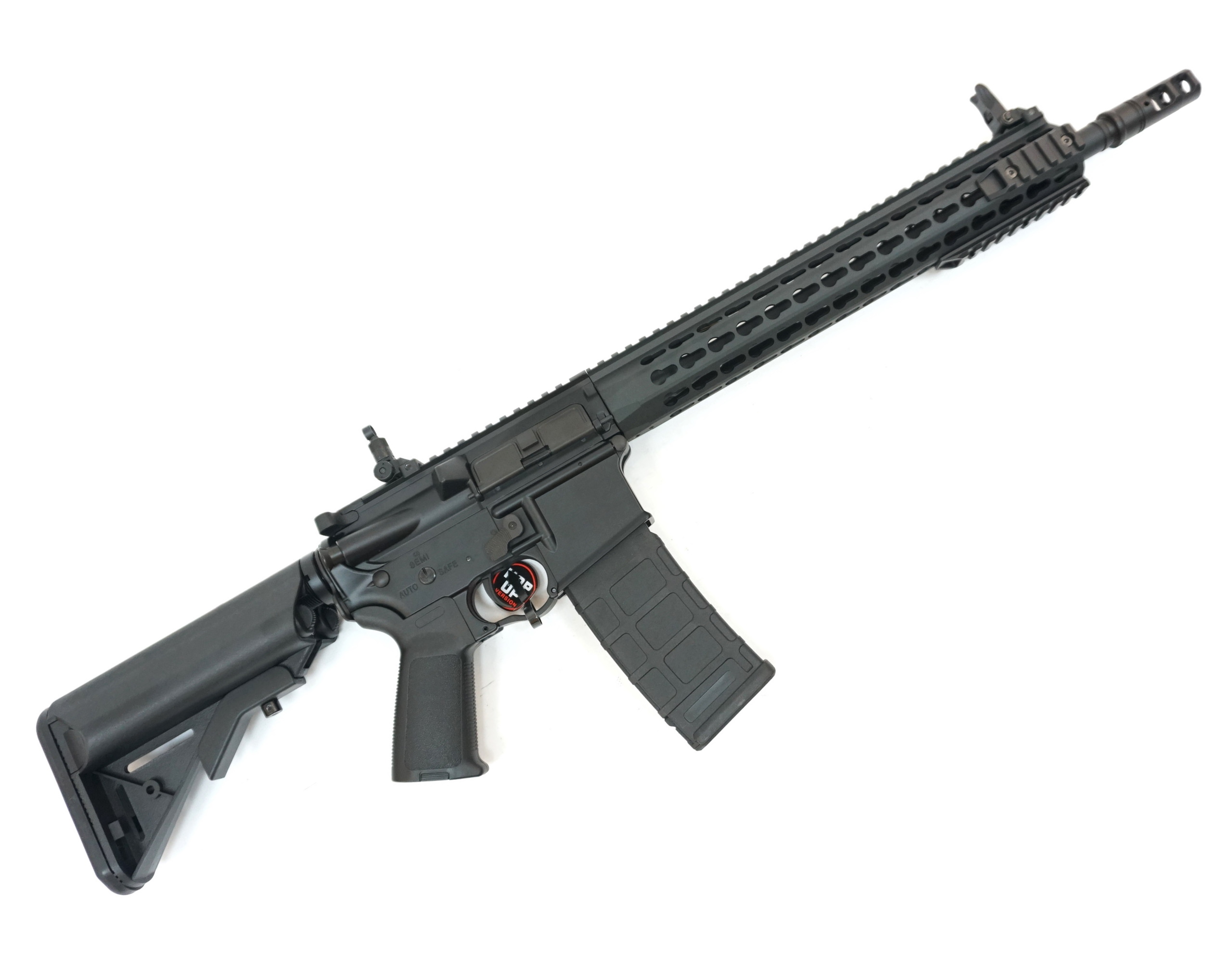 straykbolnyy-avtomat-cyma-m4-urx-rail-13-cm-068c-1